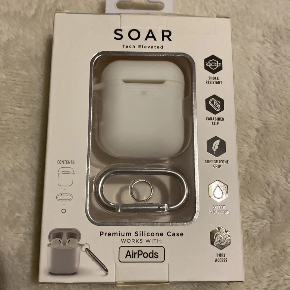 🤍NWT SOAR Tech Elevated Premium Silicone Case